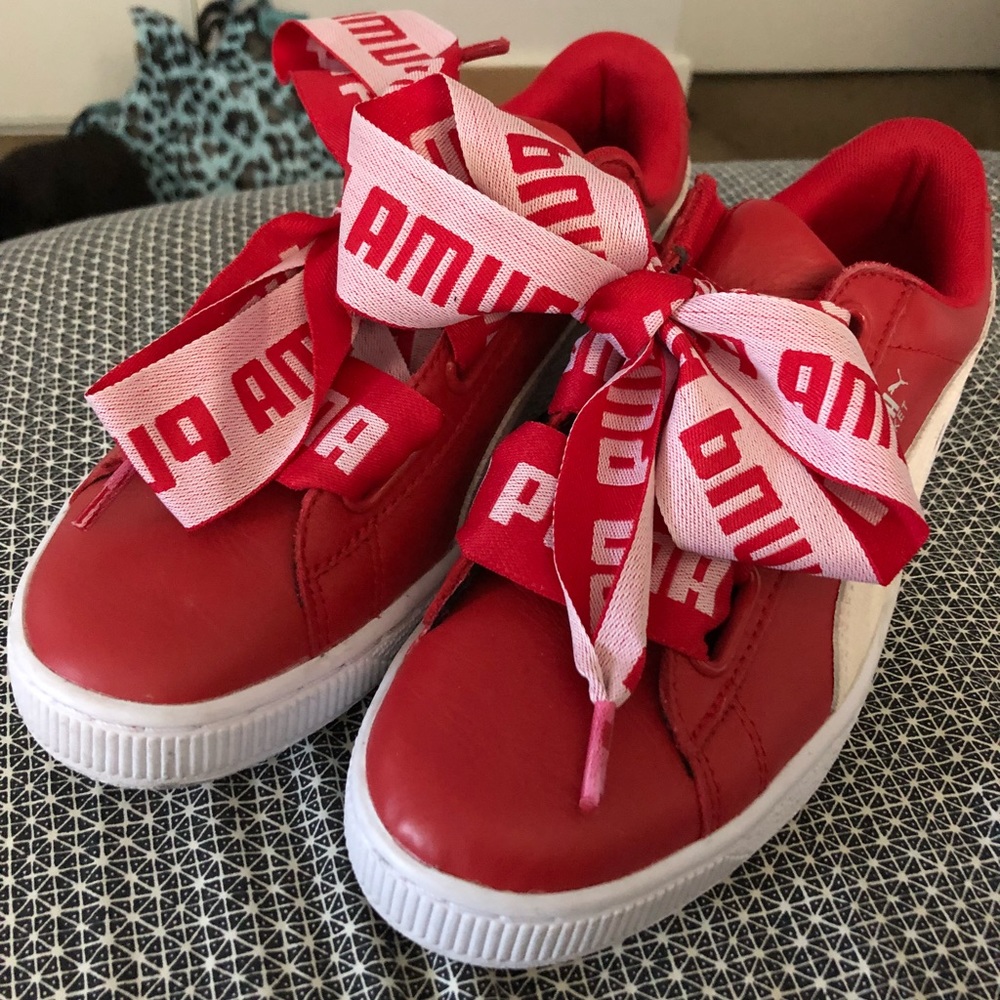 Red and white basket pumas size 9 women’s